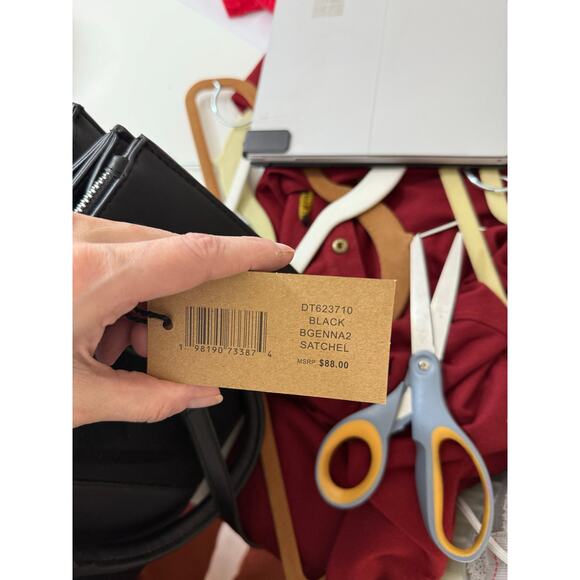 Beautiful NWTs Steve Madden Purse - Picture 13 of 13